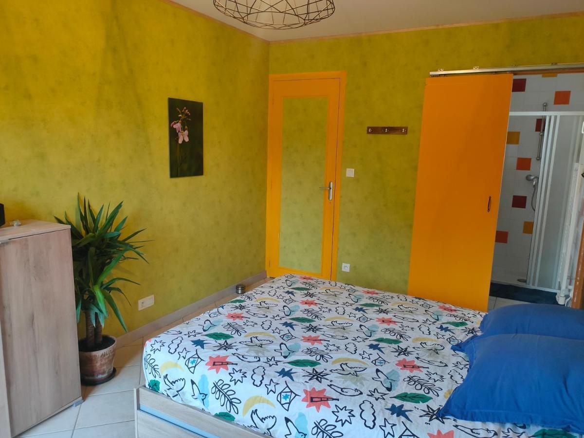 Chambre Avec Sdb Privative En Pleine Campagne Baillou Buitenkant foto