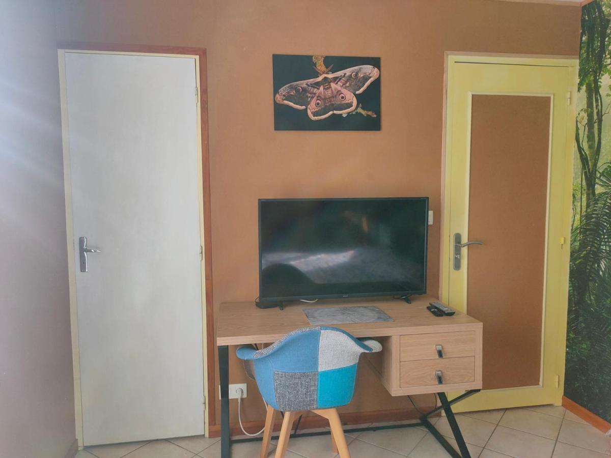 Chambre Avec Sdb Privative En Pleine Campagne Baillou Buitenkant foto